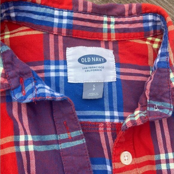 Old navy flannel  - Picture 2 of 4